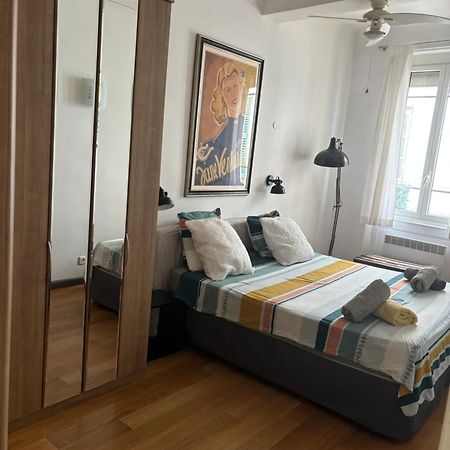 2 Bedroom Funky Apartment In The Heart Of The Old Town Of Антиб Екстериор снимка