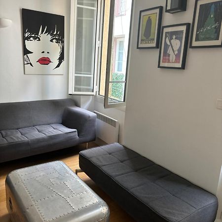 2 Bedroom Funky Apartment In The Heart Of The Old Town Of Антиб Екстериор снимка